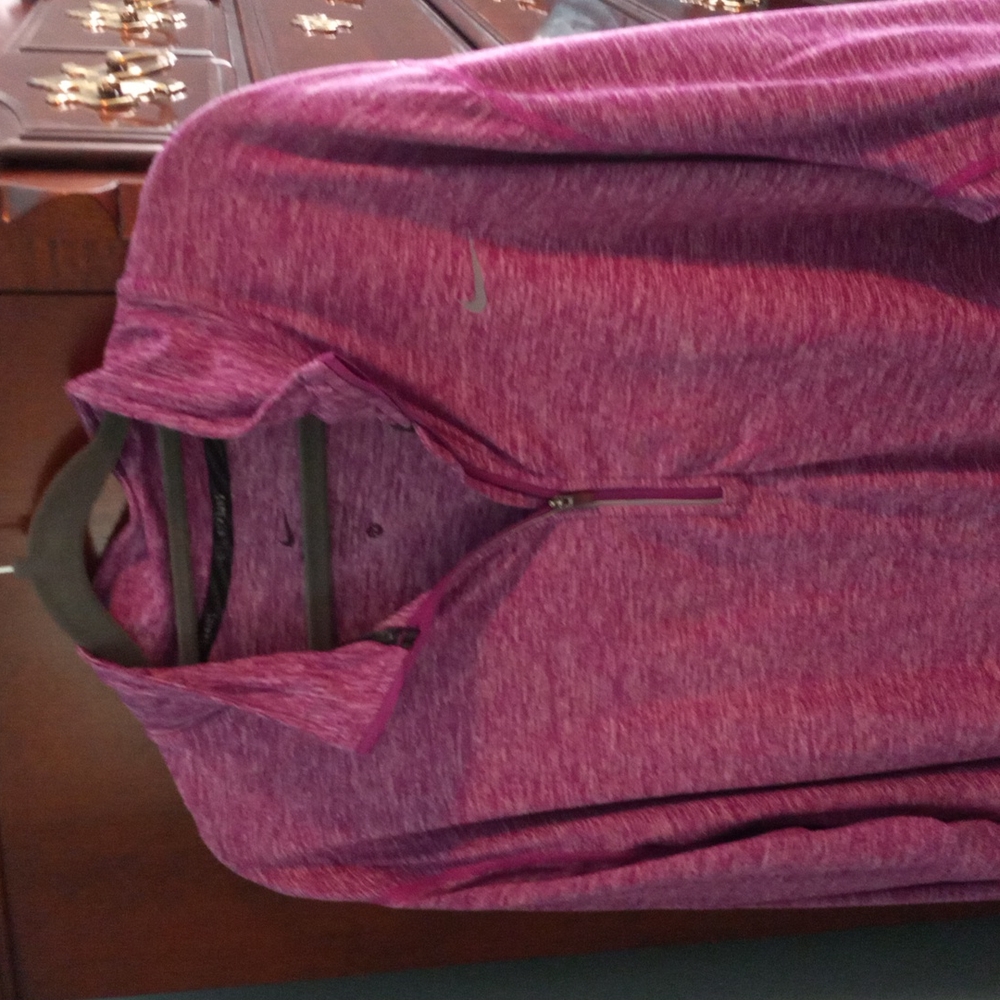 Nike Dri Fit pullover